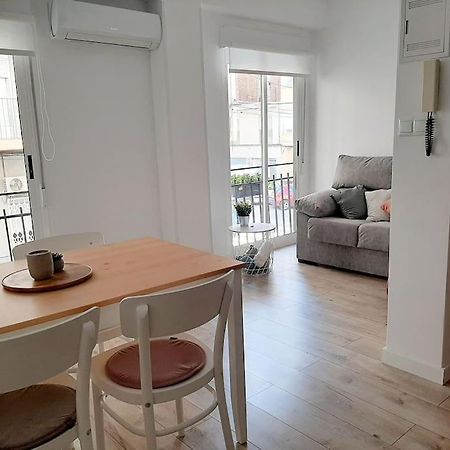 Confortable Apartamento En Елче Екстериор снимка