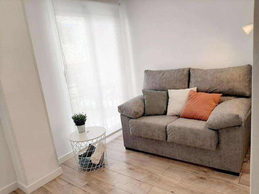 Confortable Apartamento En Елче Екстериор снимка