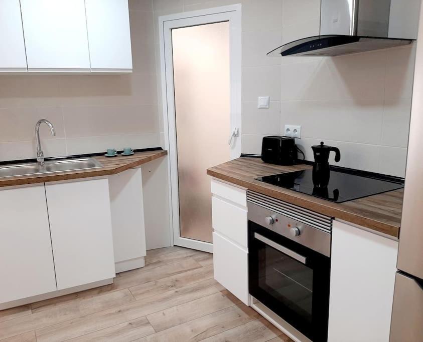 Confortable Apartamento En Елче Екстериор снимка
